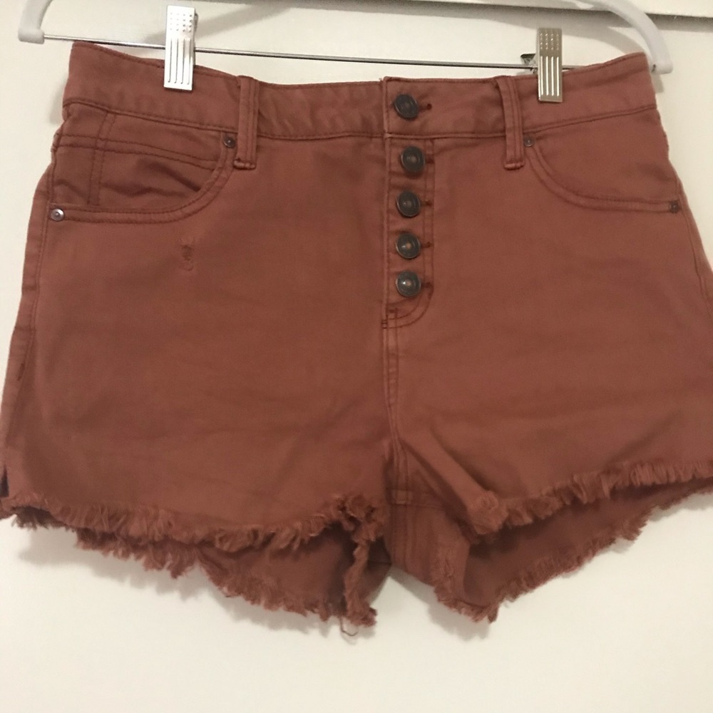 Sky and sparrow Rusty colored shorts